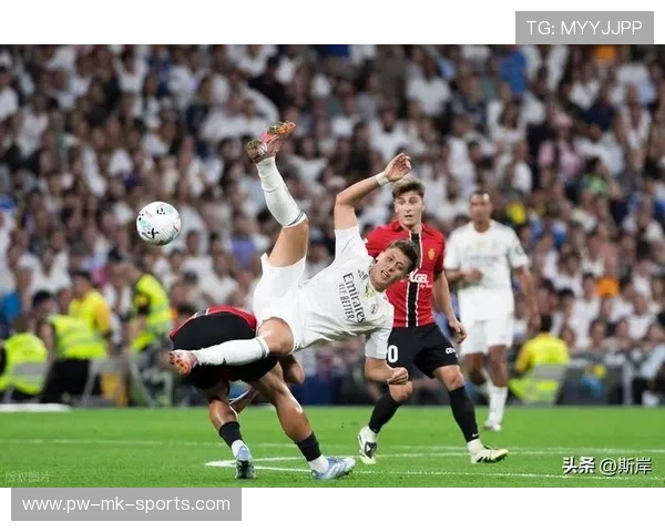 姆巴佩高速启动甩开防守